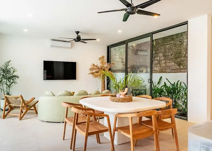 Tropical Chic W Rooftop & Pool In Villa *