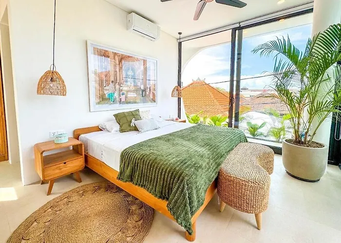 Tropical Chic W Rooftop & Pool In Villa Seminyak (Bali)